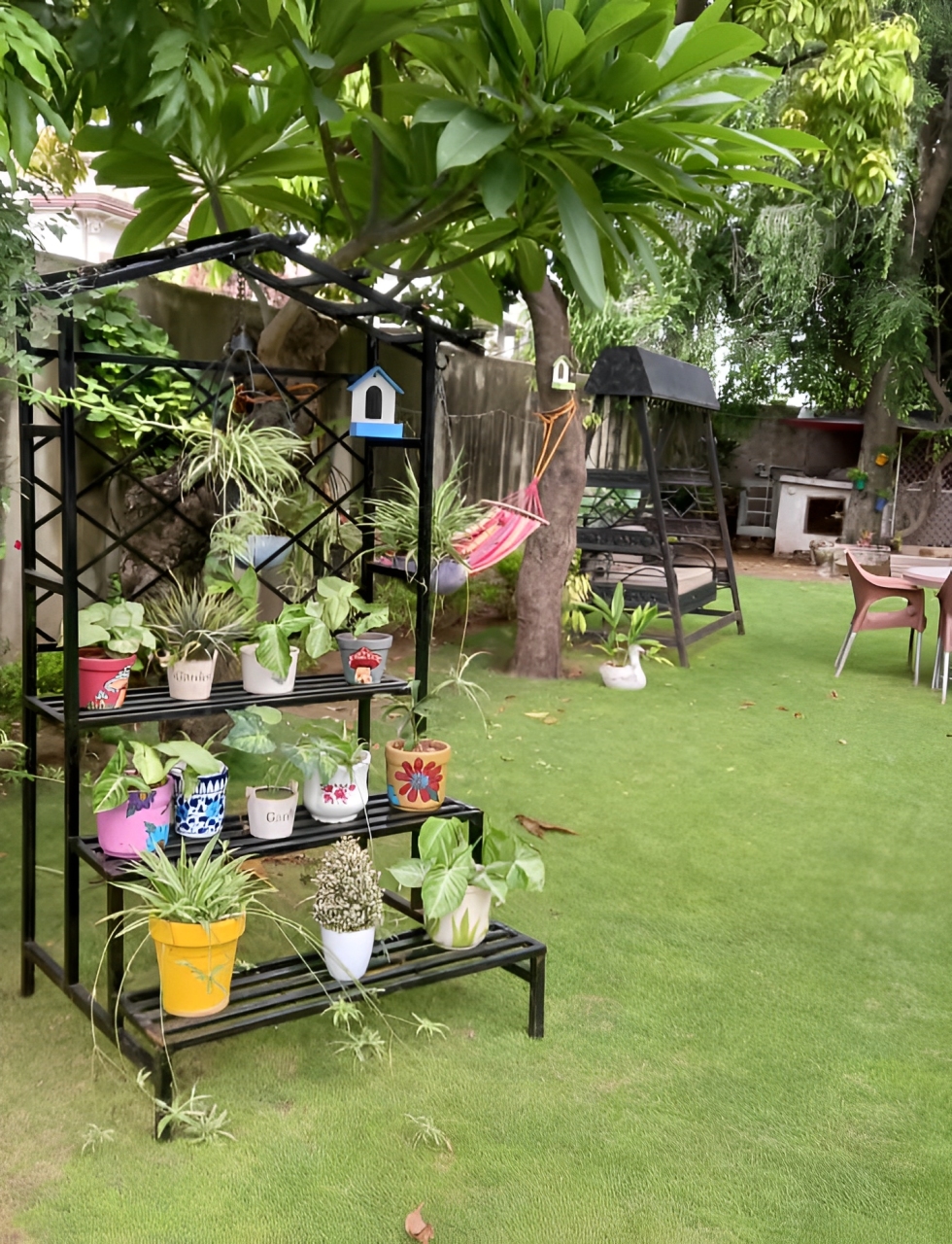 Heavy Metal Plant Stand MPS-048